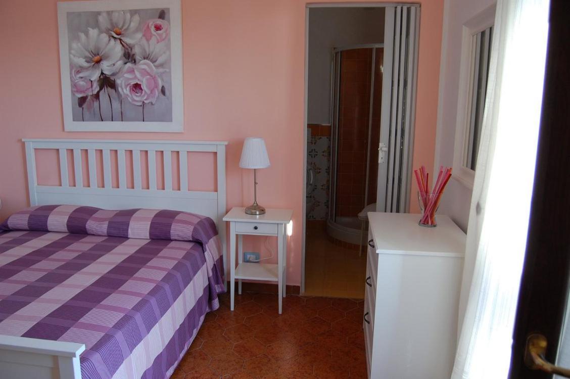 B&B Il Faro Cittadella del Capo Exterior foto